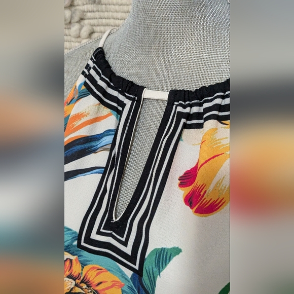 Flying Tomato Boho Chic Halter Tank Top Womens Small Tropical Floral Bandana(5) - Picture 6 of 11